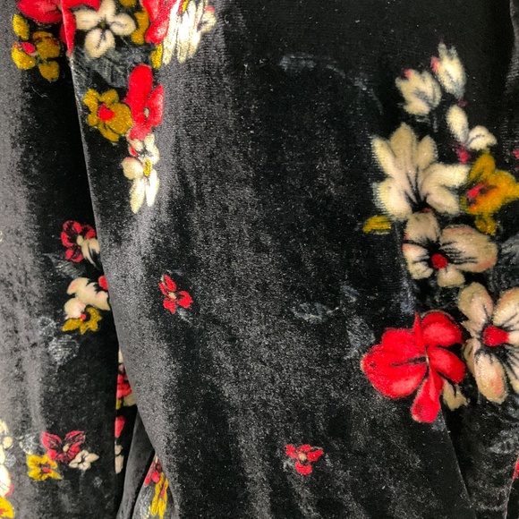 FORTE FORTE BLACK / RED MULTI AUTUNNO FLORAL VELVET BLAZER - Picture 6 of 6